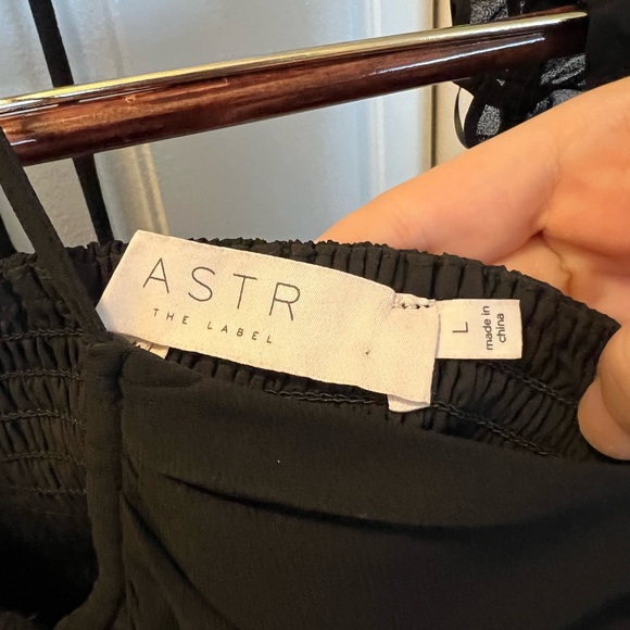 Black ASTR blouse - Picture 2 of 3